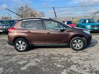 PEUGEOT 2008 usata, con Autoradio