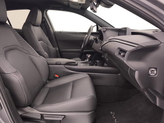 LEXUS UX 250h usata, con Sensore di luce