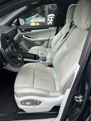 PORSCHE Macan usata, con Alzacristalli elettrici