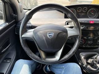 LANCIA Ypsilon usata, con ESP