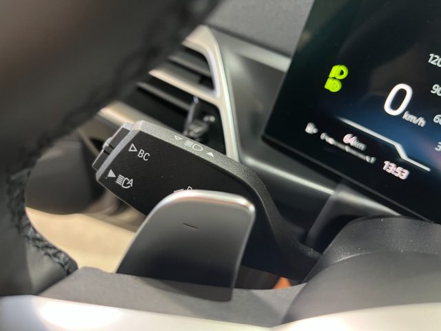 BMW 320 usata, con Park Distance Control