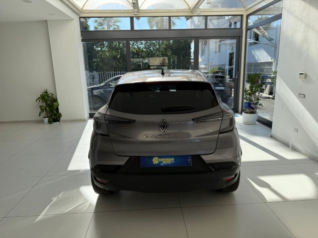 RENAULT Captur usata, con Autoradio