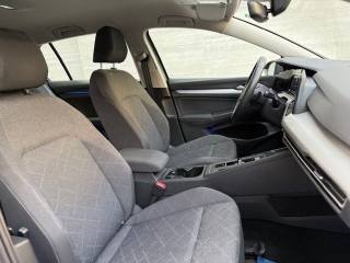 VOLKSWAGEN Golf usata, con Fari LED