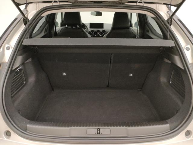 DS AUTOMOBILES DS 3 Crossback usata, con Sedile posteriore sdoppiato