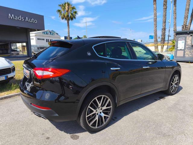 MASERATI Levante usata, con Cerchi in lega