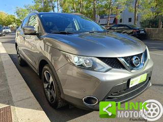 NISSAN Qashqai usata, con Fari LED