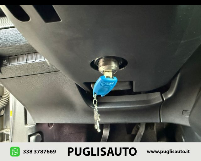PEUGEOT 2008 usata, con Sensore di luce