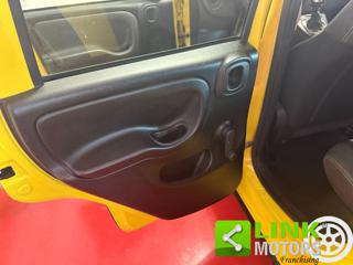 FIAT Panda Cross usata, con Autoradio digitale