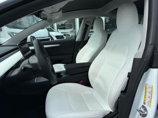TESLA Model 3 usata, con Autoradio