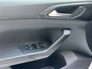 VOLKSWAGEN T-Cross usata, con ESP