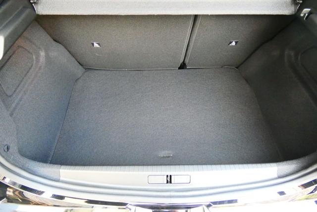 LANCIA Ypsilon usata, con Luci diurne LED