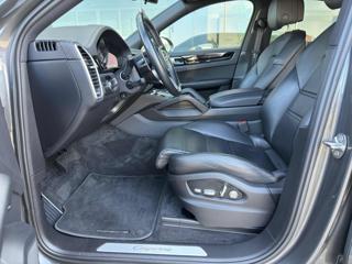 PORSCHE Cayenne usata, con Gancio traino