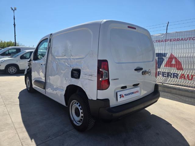 OPEL Combo usata, con Alzacristalli elettrici