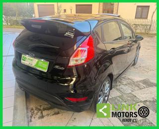 FORD Fiesta usata, con Autoradio
