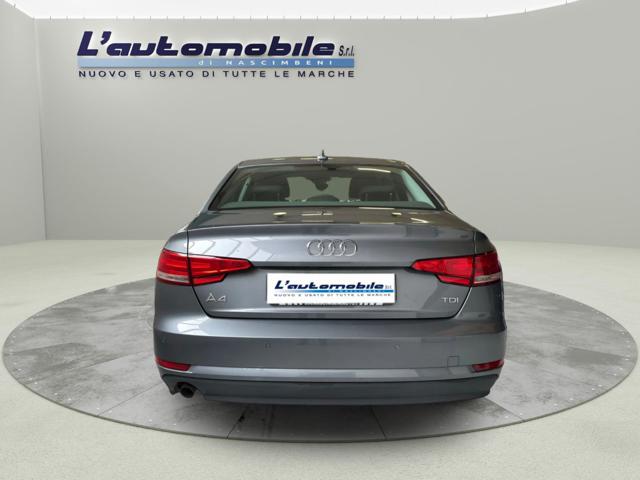 AUDI A4 usata, con Autoradio