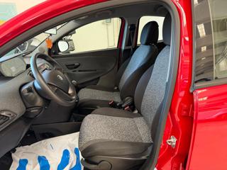 LANCIA Ypsilon usata, con Park Distance Control