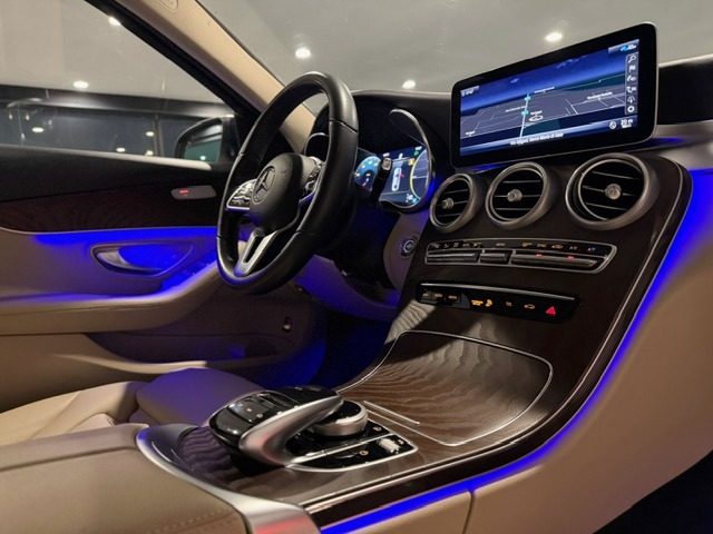 MERCEDES-BENZ C 220 usata, con Cronologia tagliandi