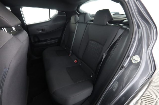 TOYOTA C-HR usata 3