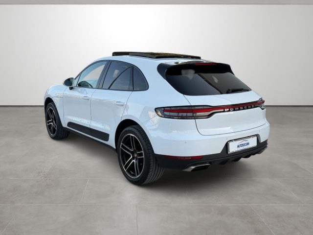 PORSCHE Macan usata, con Autoradio