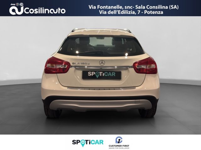 MERCEDES-BENZ GLA 180 usata, con Airbag Passeggero