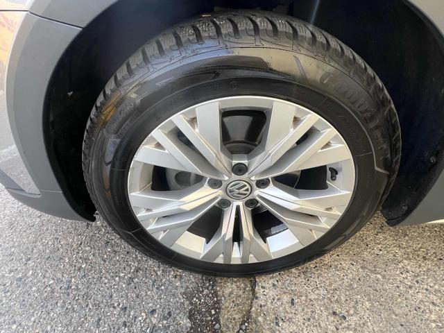 VOLKSWAGEN Passat Alltrack usata, con Bracciolo