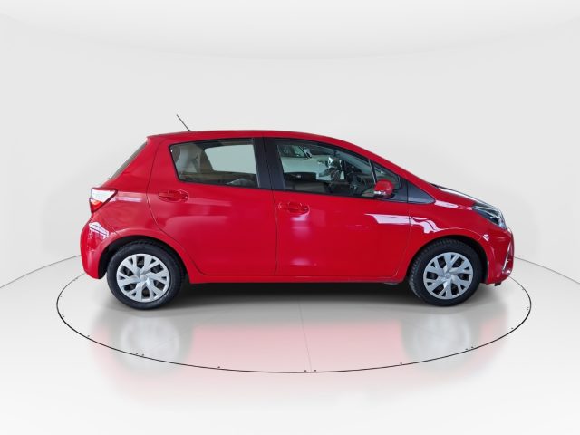 TOYOTA Yaris usata, con Fendinebbia
