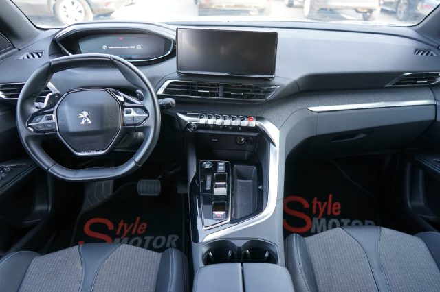 PEUGEOT 3008 usata, con Autoradio