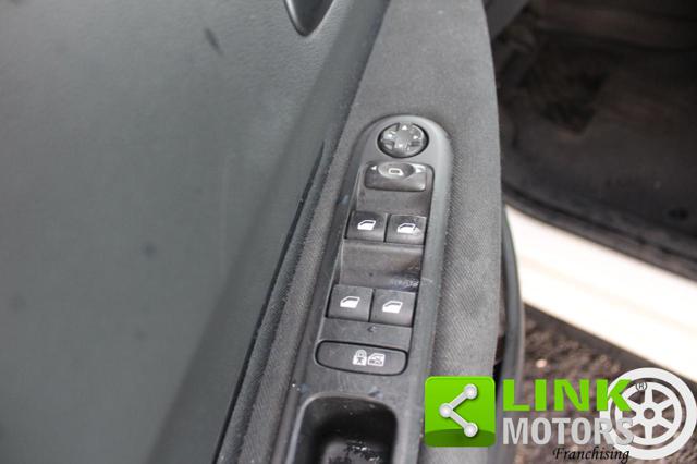 PEUGEOT 3008 usata, con Fendinebbia