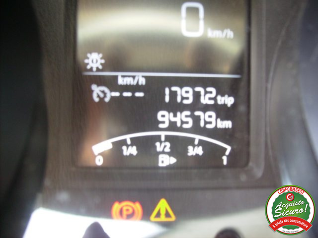 VOLKSWAGEN Polo usata, con Bracciolo