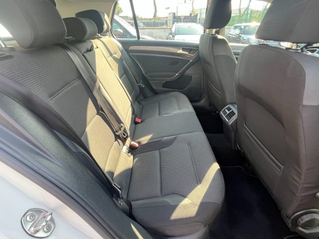 VOLKSWAGEN Golf usata, con Boardcomputer