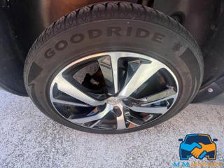 PEUGEOT 2008 usata 42