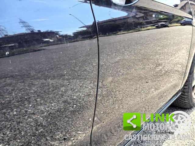 OPEL Astra usata, con Park Distance Control