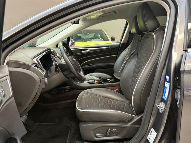 FORD Mondeo usata, con Autoradio