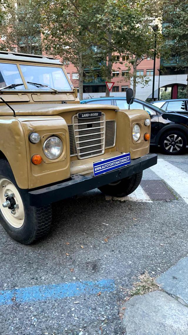 LAND ROVER Defender usata 6