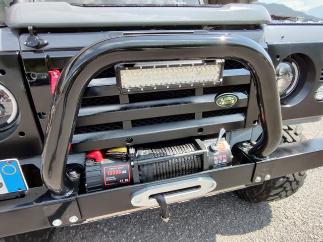 LAND ROVER Defender usata, con Sospensioni sportive