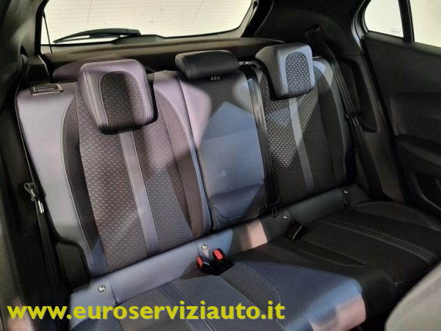 PEUGEOT 2008 usata 32