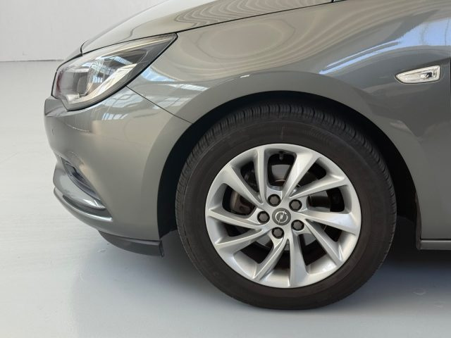OPEL Astra usata, con Bracciolo