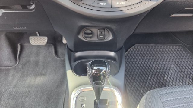 TOYOTA Yaris usata, con Vetri oscurati