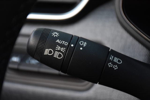 MITSUBISHI Colt usata, con Controllo vocale