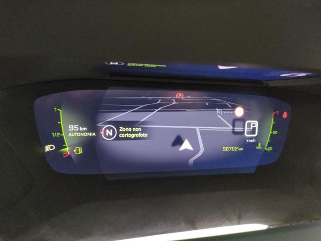 PEUGEOT 2008 usata, con Cruise Control