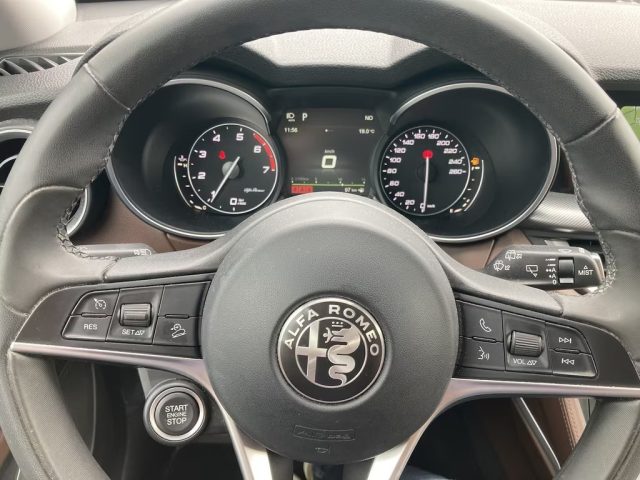 ALFA ROMEO Stelvio usata, con Chiusura centralizzata