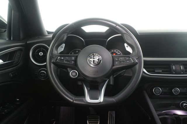 ALFA ROMEO Stelvio usata 10