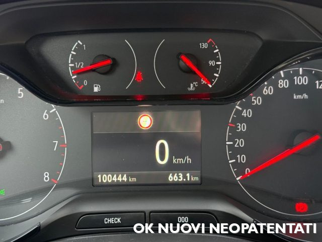 OPEL Grandland X usata, con Controllo automatico clima