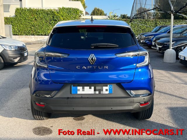 RENAULT Captur usata, con Controllo automatico clima
