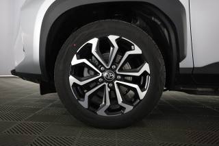 TOYOTA Yaris Cross usata 8