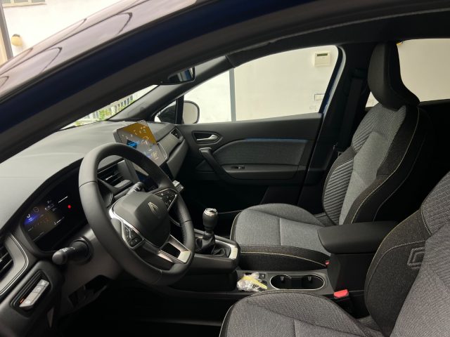 RENAULT Captur usata, con Sound system