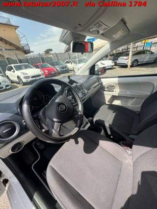 VOLKSWAGEN up! usata, con Bluetooth