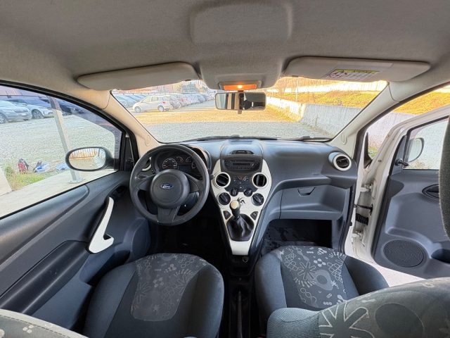 FORD Ka+ usata, con Pneumatici estivi