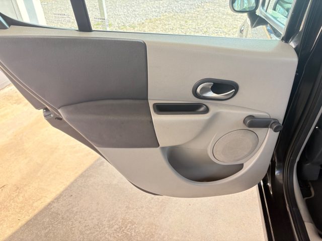 RENAULT Modus usata 39