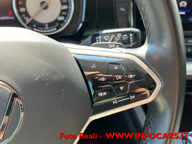 VOLKSWAGEN Touareg usata, con Leve al volante